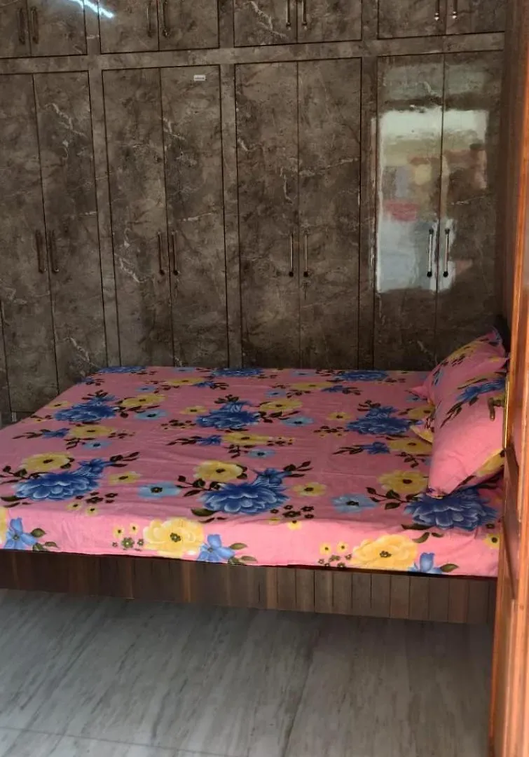 Sri Siddhivinayak Homestay Βαρανάσι